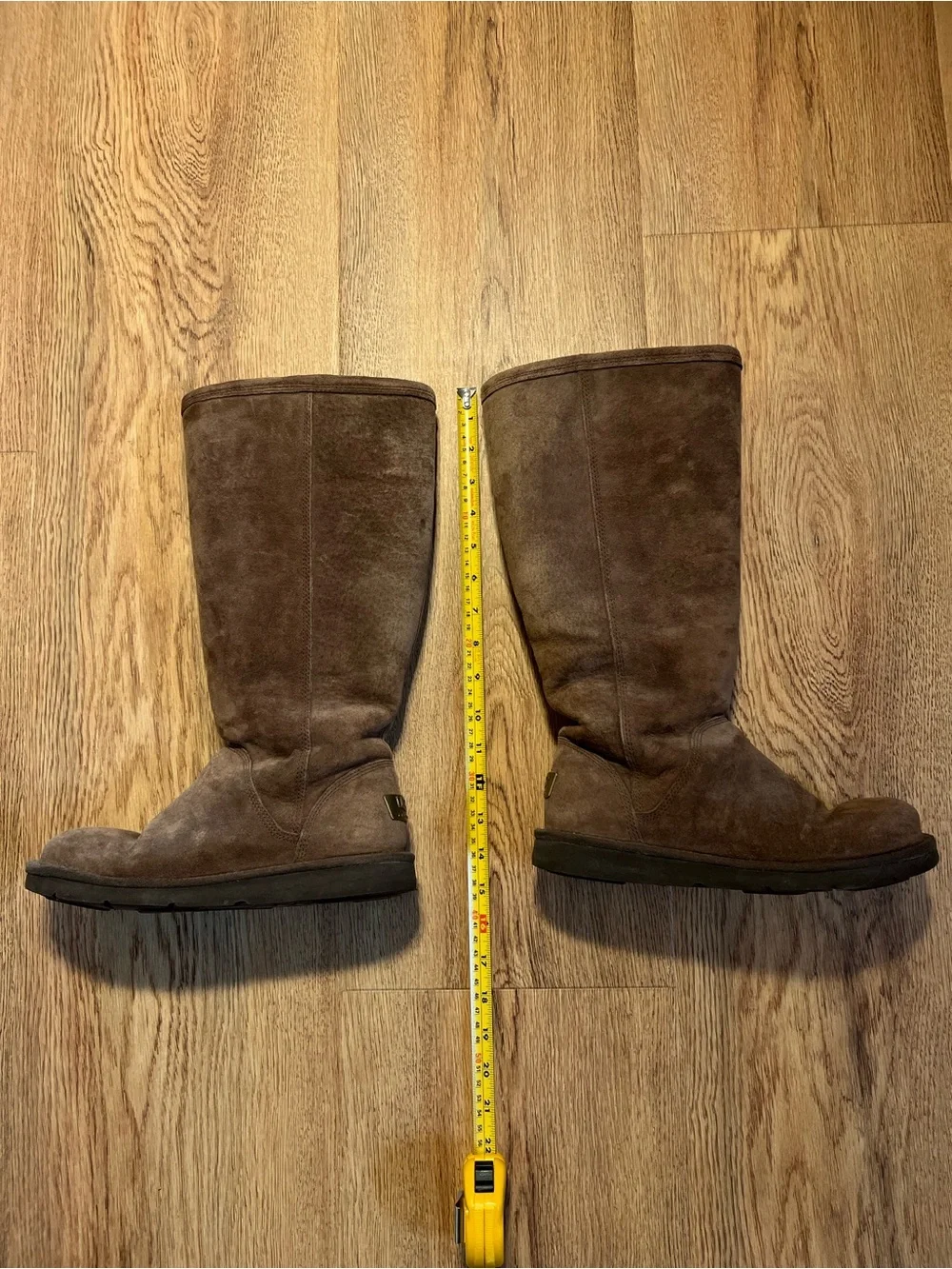 UGG Brown Shearling-Lined Boot Interior with Zipper Trim